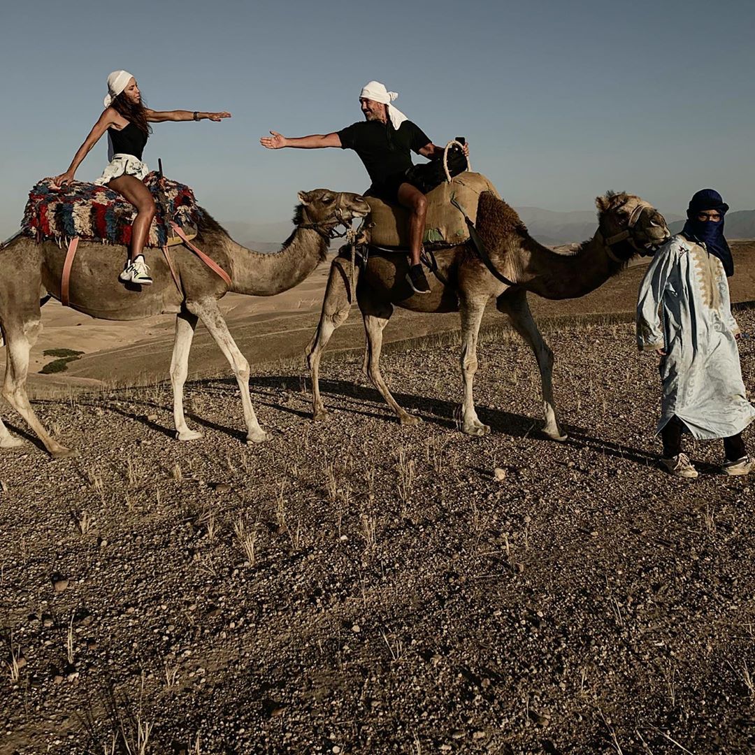 Ιωσήφ Μαρινάκης – Χρύσα Καλπάκη: Κάνουν διακοπές στην έρημο του Μαρακές! Εντυπωσιακές φωτογραφίες
