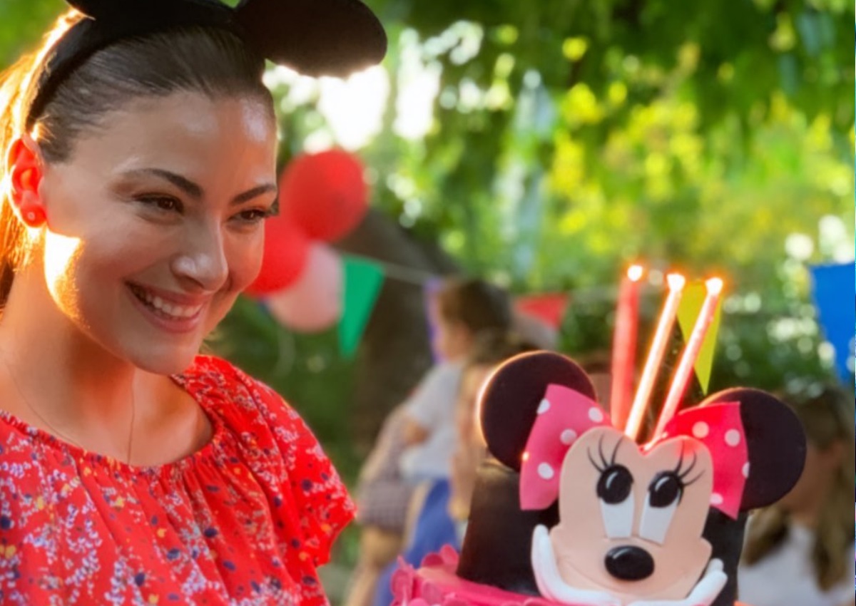 Δέσποινα Καμπούρη: Το πάρτυ έκπληξη για τα γενέθλια της κόρης της![pics]