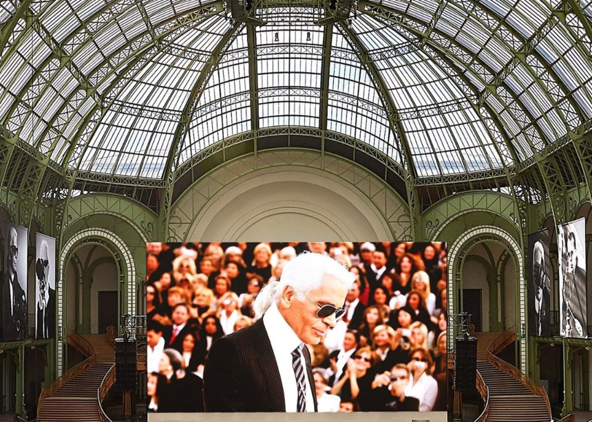 H Chanel τιμά τον Κarl Lagerfeld