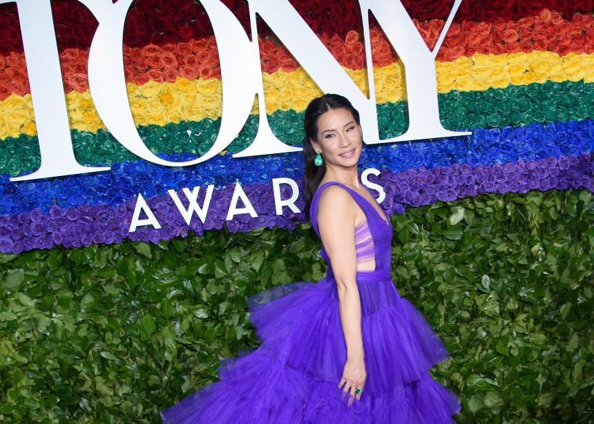 Tony Awards 2019: Τι φόρεσαν οι διάσημες στο κόκκινο χαλί