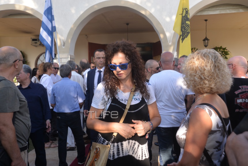 Γιάννης Σπάθας: Θλίψη στην κηδεία του - Το τελευταία αντίο στον «Socrates»