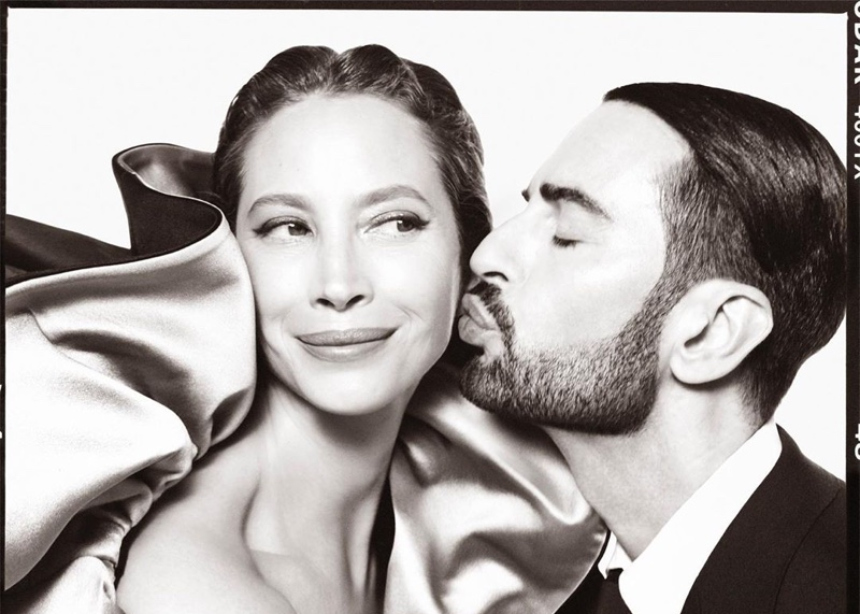 O Marc Jacobs πρωταγωνιστεί στην νέα του campaign, μαζί με την καλύτερη του φίλη!