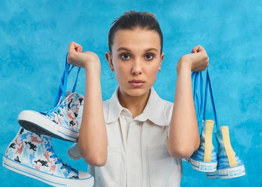 Η Millie Bobby Brown δίνει το όνομα της στα πιο stylish sneakers!