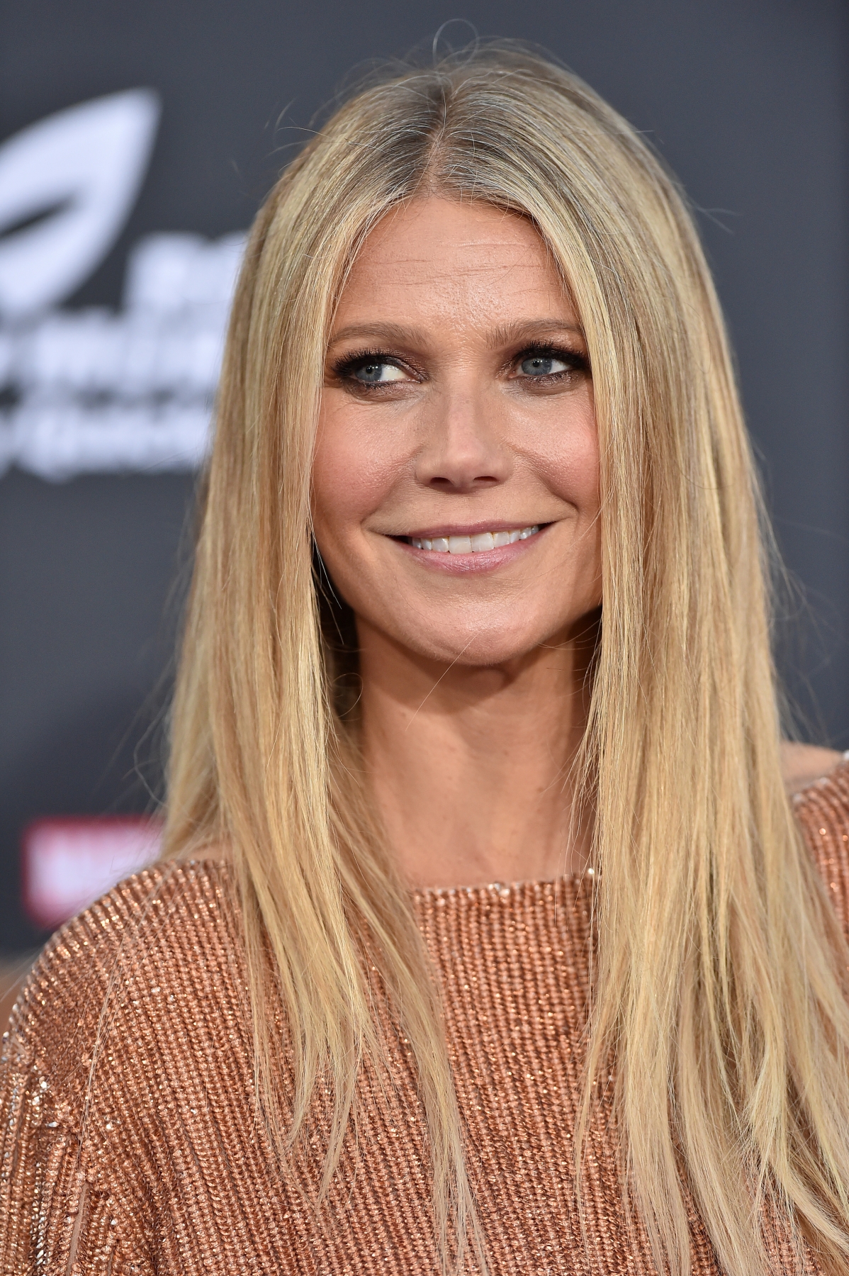 Η Gwyneth Paltrow κάνει αυτό το tip κάθε καλοκαίρι στο μακιγιάζ της!