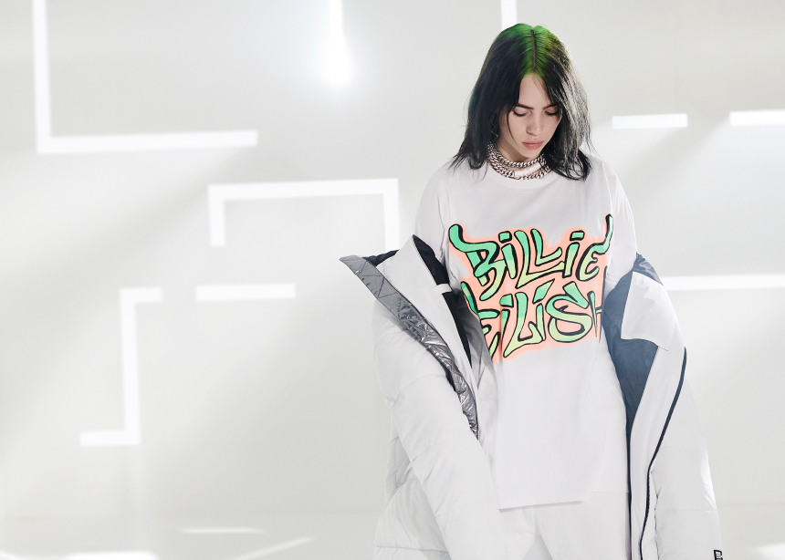 Η Billie Eilish λανσάρει μία street style συλλογή!