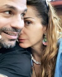 Δέσποινα Βανδή: Η σπάνια φωτογραφία με τον Ντέμη Νικολαΐδη ...
