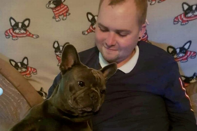 Σκύλος πέθανε 15 λεπτά μετά το θάνατο του 25χρονου ιδιοκτήτη του από καρκίνο!