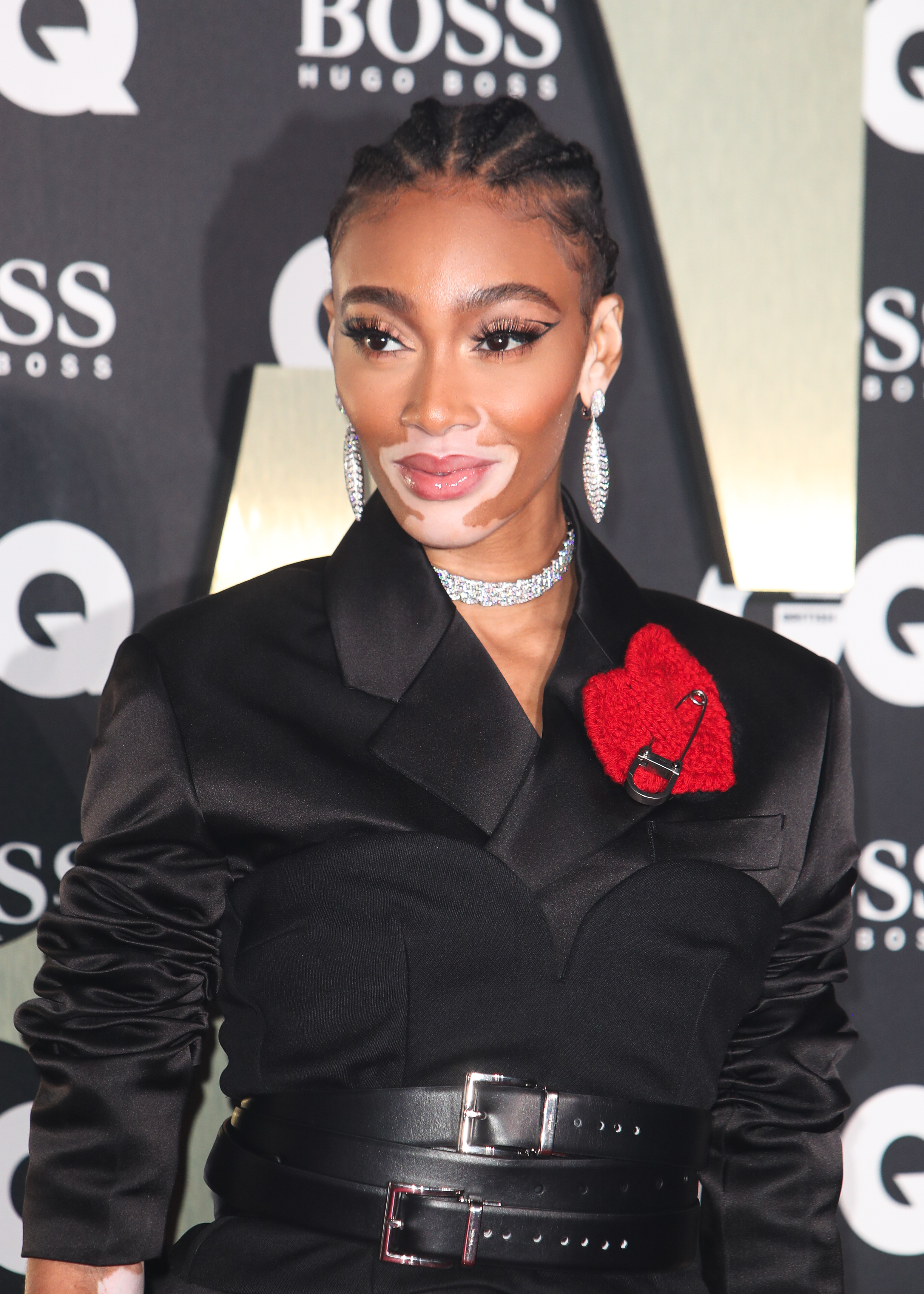 Η Winnie Harlow συνεργάζεται με την Kim Kardashian και αυτές είναι οι πρώτες photo από την καμπάνια!