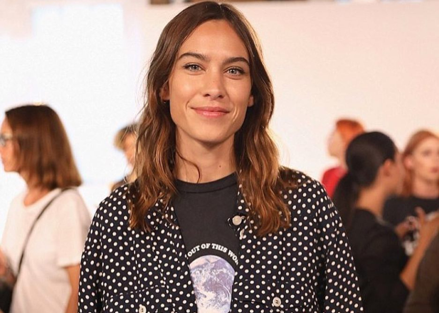 Tα αγαπημένα φθινοπωρινά παπούτσια της Alexa Chung τα έχεις και εσύ στην ντουλάπα σου!