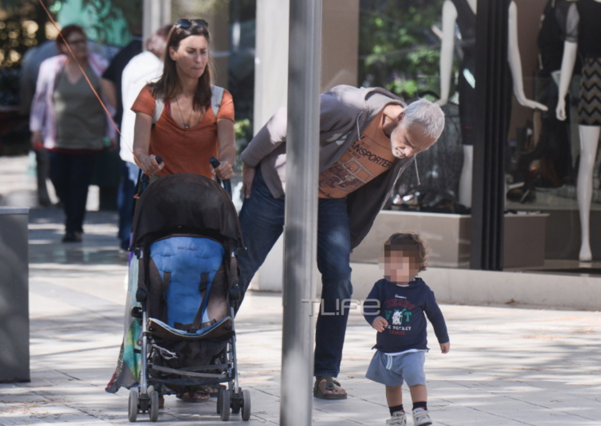 Αντώνης Φραγκάκης: Η πρώτη εμφάνιση με την σύζυγό του και τον μονάκριβο γιο τους! [pics]
