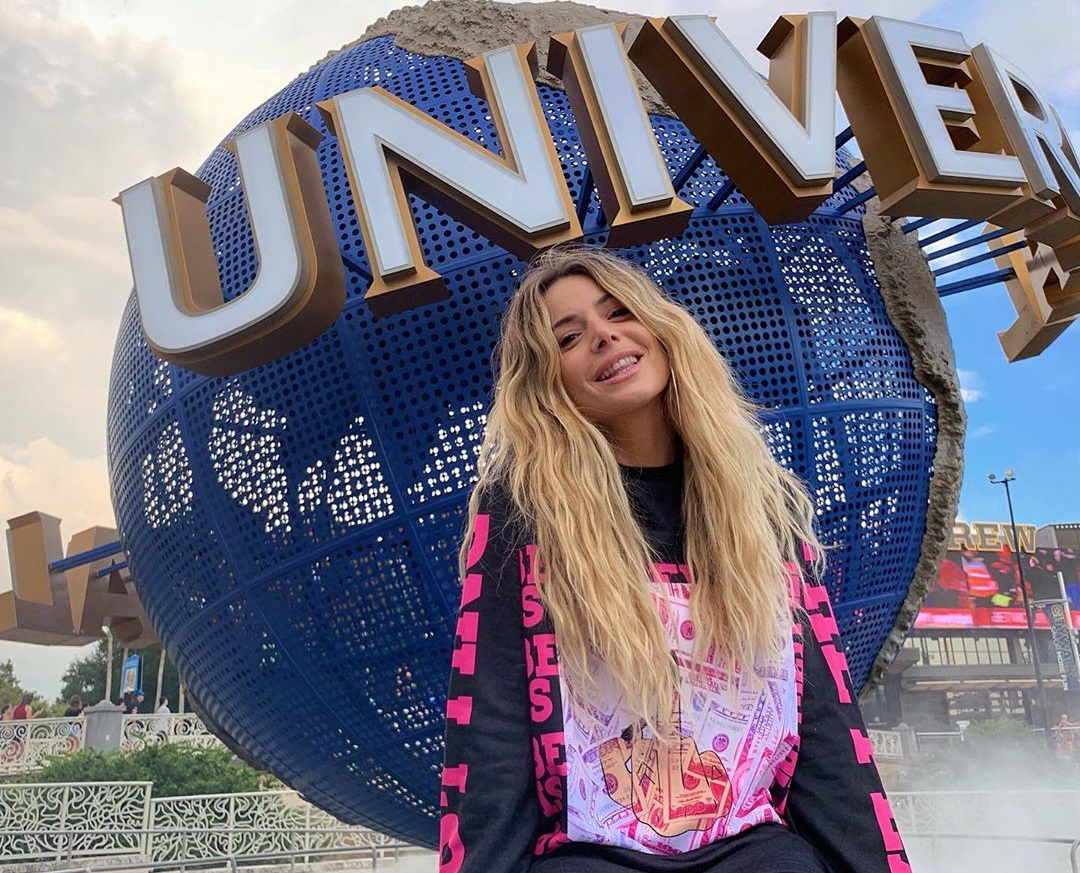 Josephine: Επισκέφτηκε τα Universal Studios στην Φλόριντα! [pics,video]