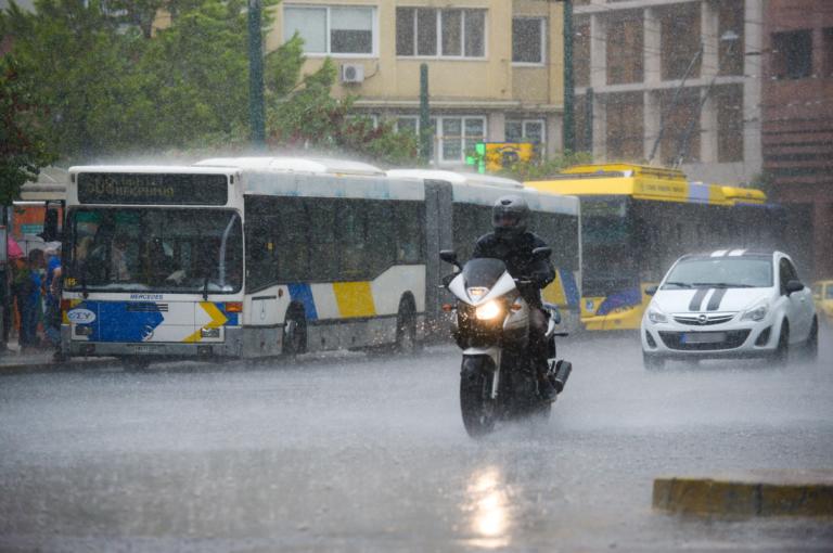 Καιρός σήμερα: Ραγδαία επιδείνωση με καταιγίδες και χαλάζι – Πού θα… χιονίσει! | tlife.gr