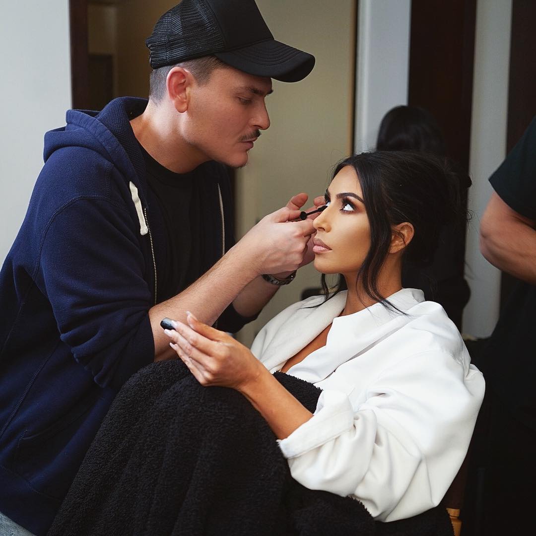 Ο προσωπικός makeup artist της Kim Kardashian χρεώνει το makeover 400.000 δολάρια and we are done!