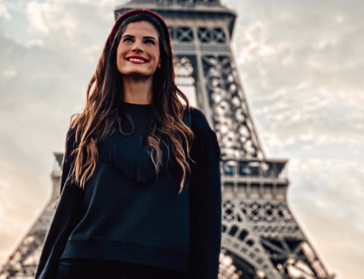 Χριστίνα Μπόμπα: Απόδραση στο Παρίσι για μία μέρα! Το εντυπωσιακό βίντεο στον Πύργο του Άιφελ