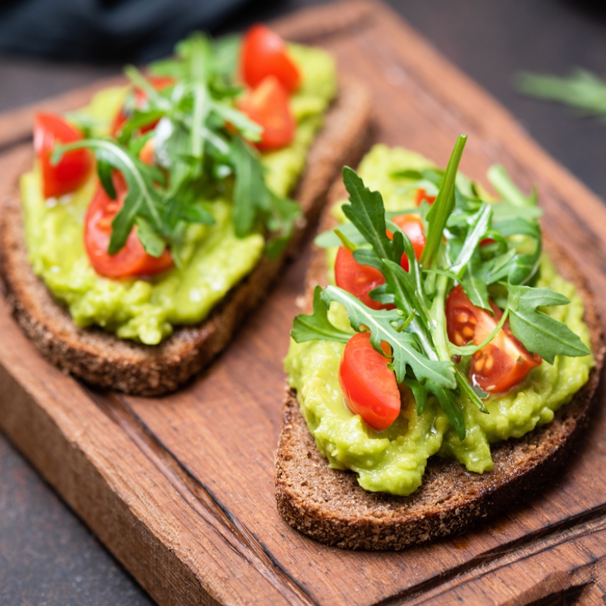 Πανεύκολο avocado toast