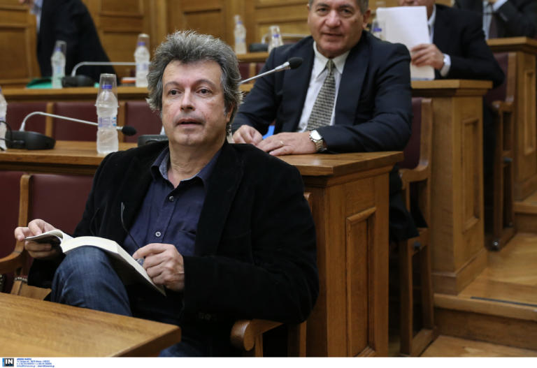 Κρίσιμες ώρες για τον Πέτρο Τατσόπουλο – Εσπευσμένα στο χειρουργείο με διαχωριστικό ανεύρυσμα αορτής