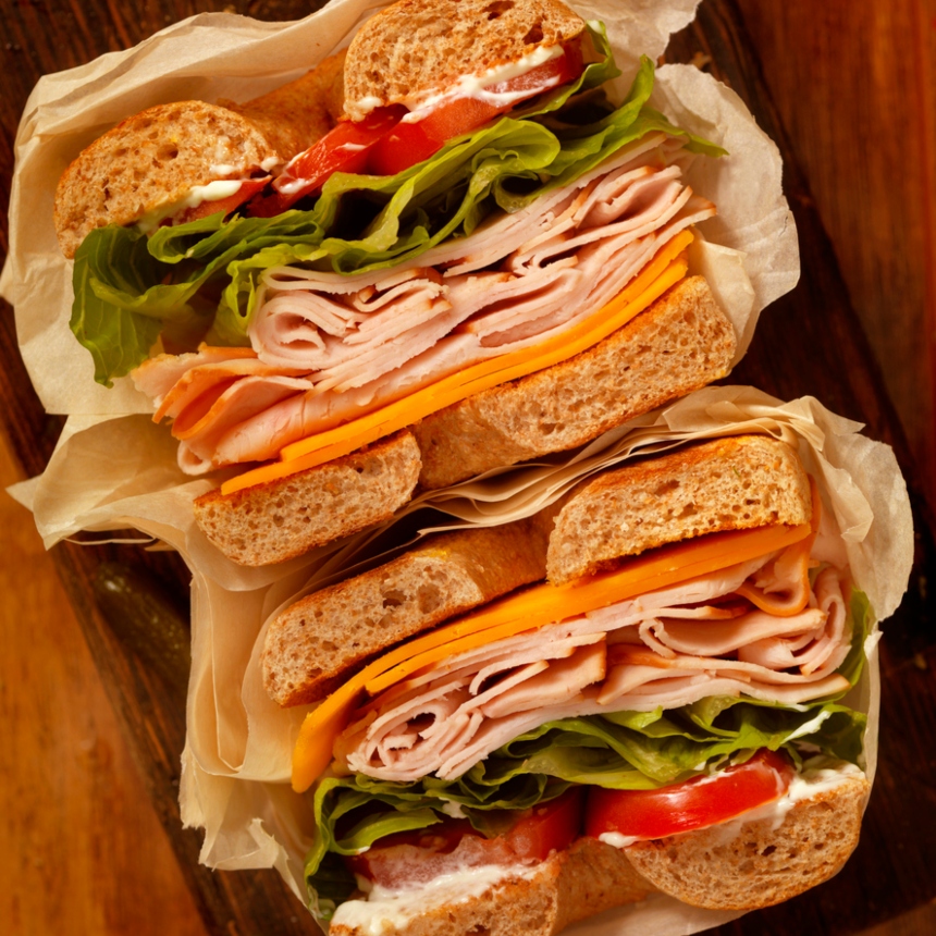 Σκεπαστό σάντουιτς σε μορφή φωλίτσας