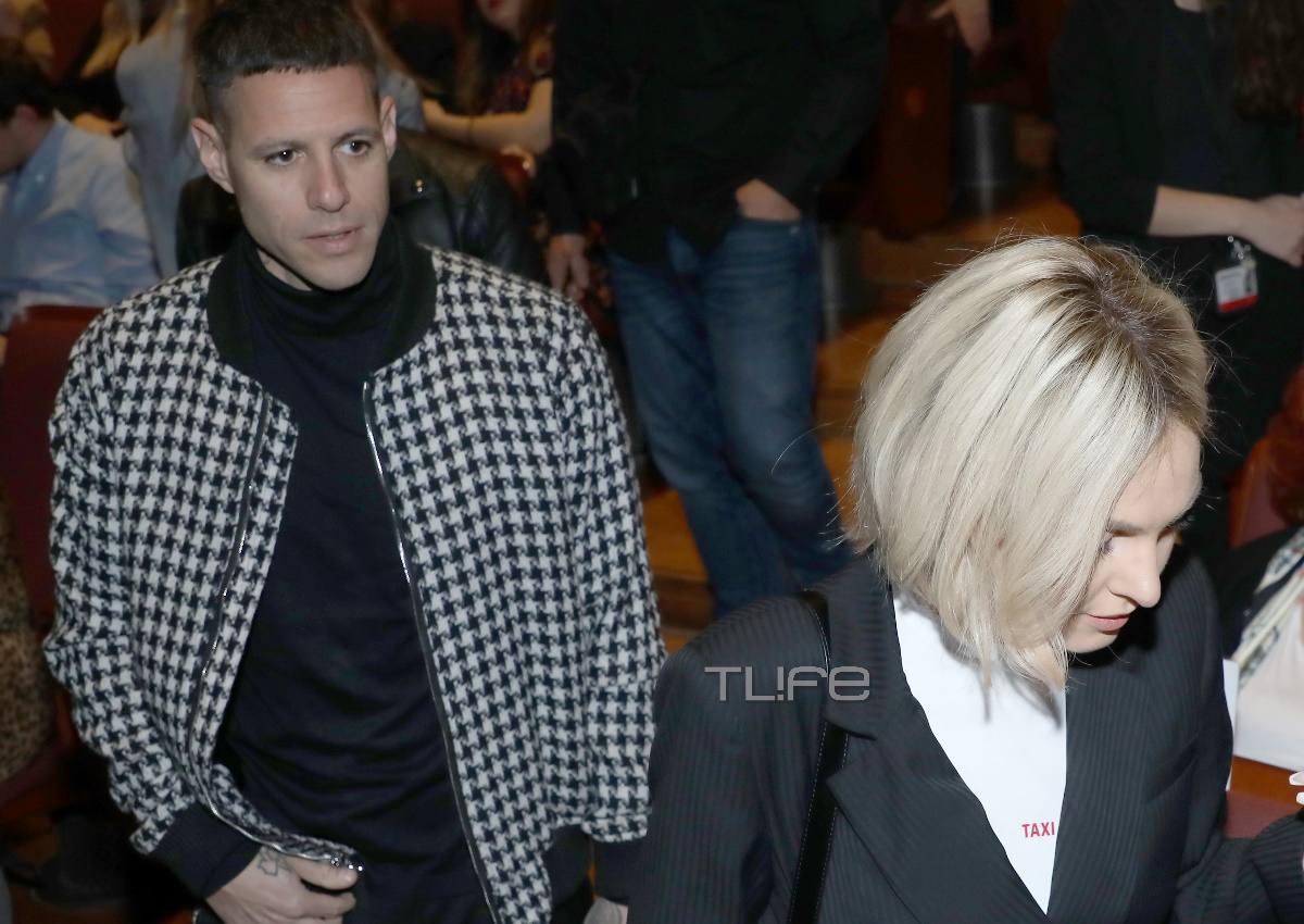 Τάμτα – Πάρης Κασιδόκωστας: Νέες φωτογραφίες από την ορκωμοσία της κόρης της και του αδελφού του!