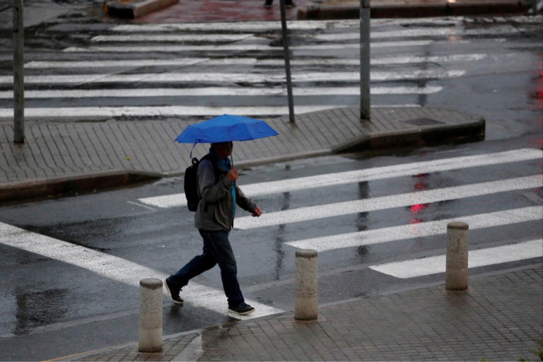 Καιρός: Η «Βικτώρια» σαρώνει τη χώρα με ακραία φαινόμενα – Καταστροφές και κλειστά σχολεία στην Κέρκυρα