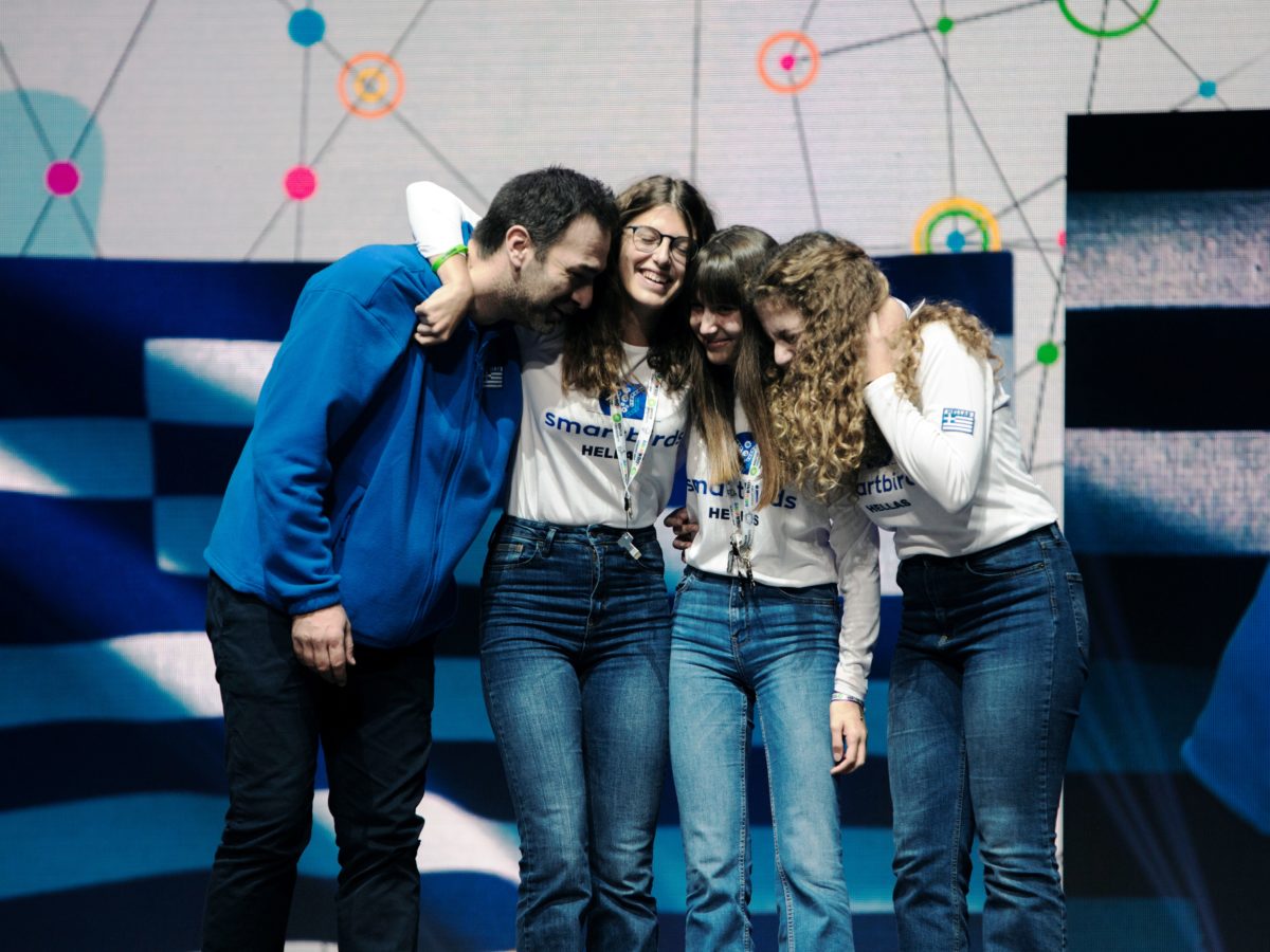 COSMOTE The Real Robokids 8 | Lamianow.gr