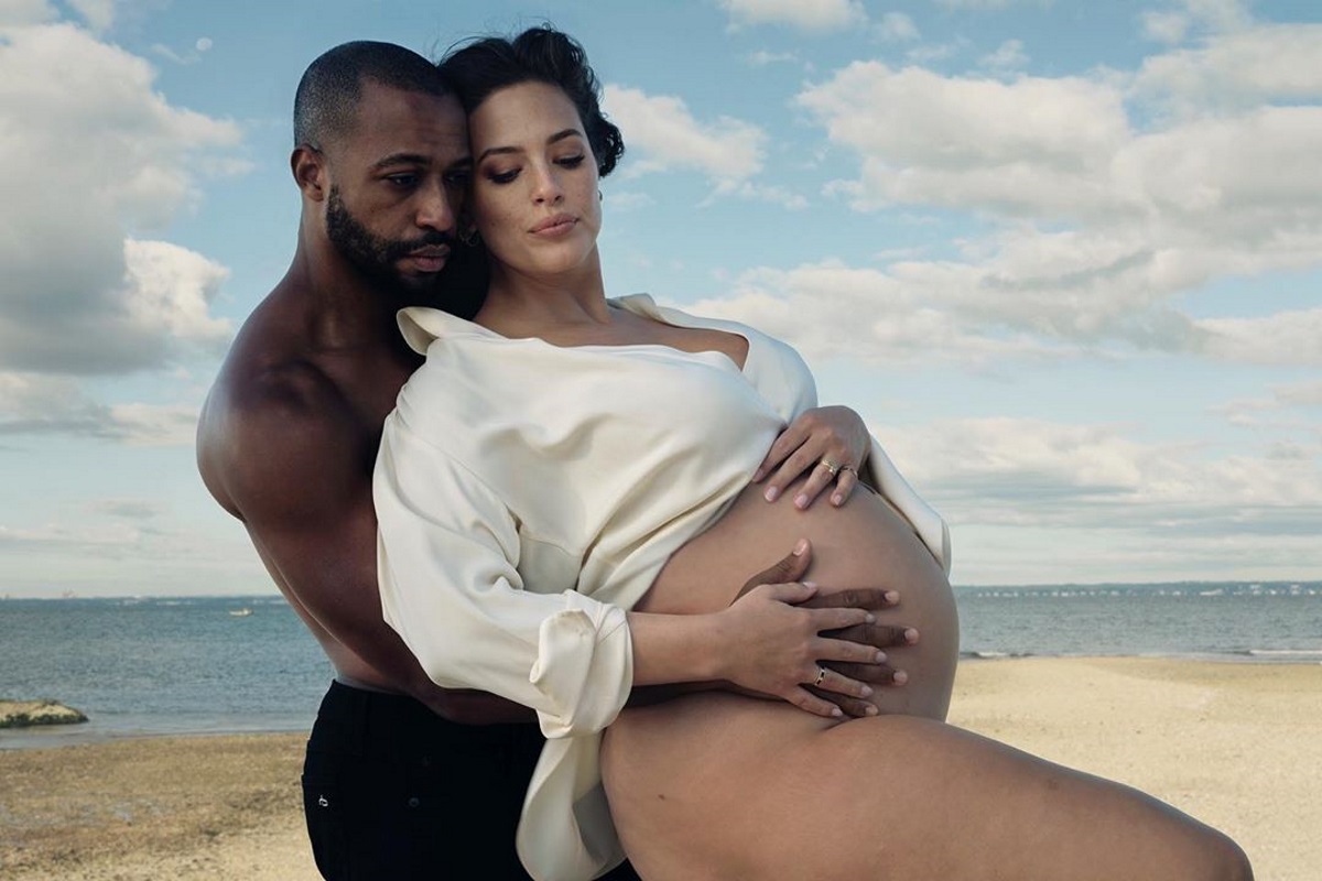 Ashley Graham: Φωτογραφίζεται για το Vogue και μιλάει για το σεξ στην εγκυμοσύνη!