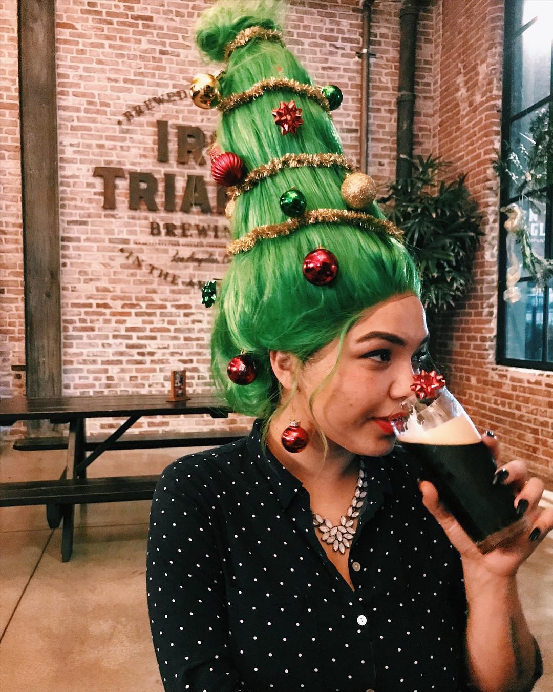 Christmas tree hair! Το χτένισμα που βλέπουμε παντού στο instagram!