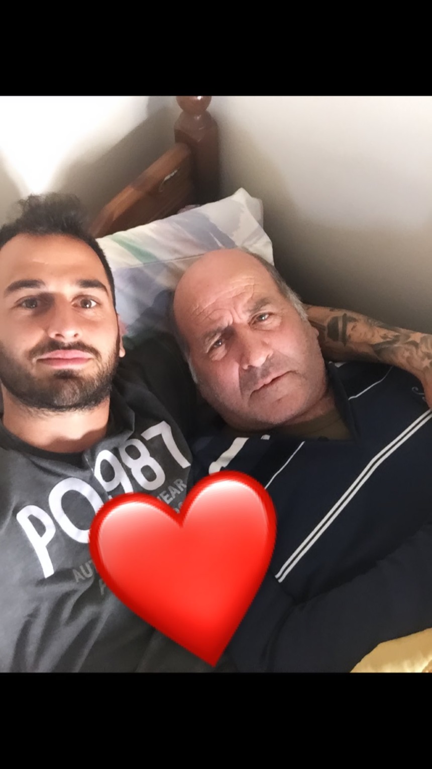 Άρης Σοϊλέδης: Η απώλεια του πατέρα του, τα αδέρφια – χρήστες ουσιών και η σχέση με την Μαρία Αντωνά