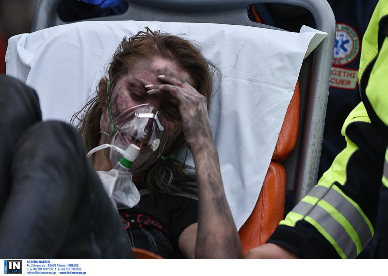 Σοκάρουν οι εικόνες από τη φωτιά στο ξενοδοχείο της Συγγρού