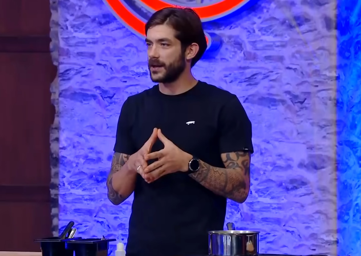 Γιώργος Λασκαρίδης – MasterChef: Θα πάθεις πλάκα με το καλογυμνασμένο κορμί του!