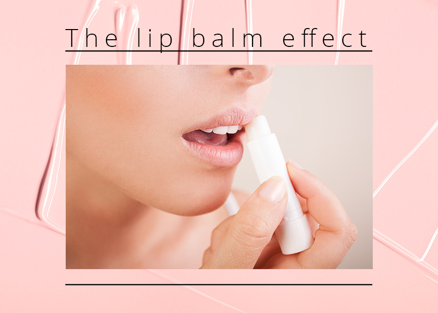 Το παράδοξο των lip balm: γιατί όσο περισσότερο βάζεις τόσο πιο πολύ τα χείλη σου σκάνε;