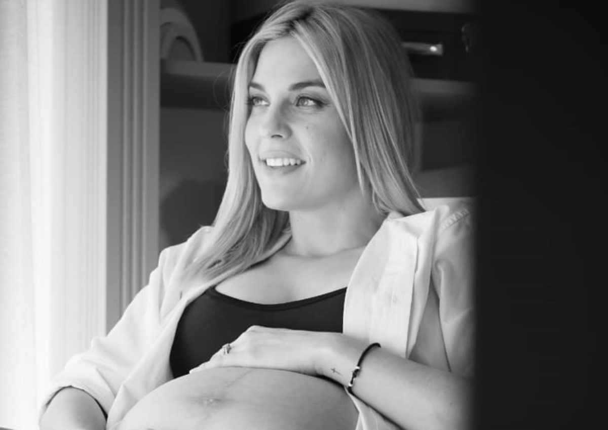 Μαντώ Γαστεράτου: Νέες φωτογραφίες αγκαλιά με τον νεογέννητο γιο της μέσα στο μαιευτήριο!