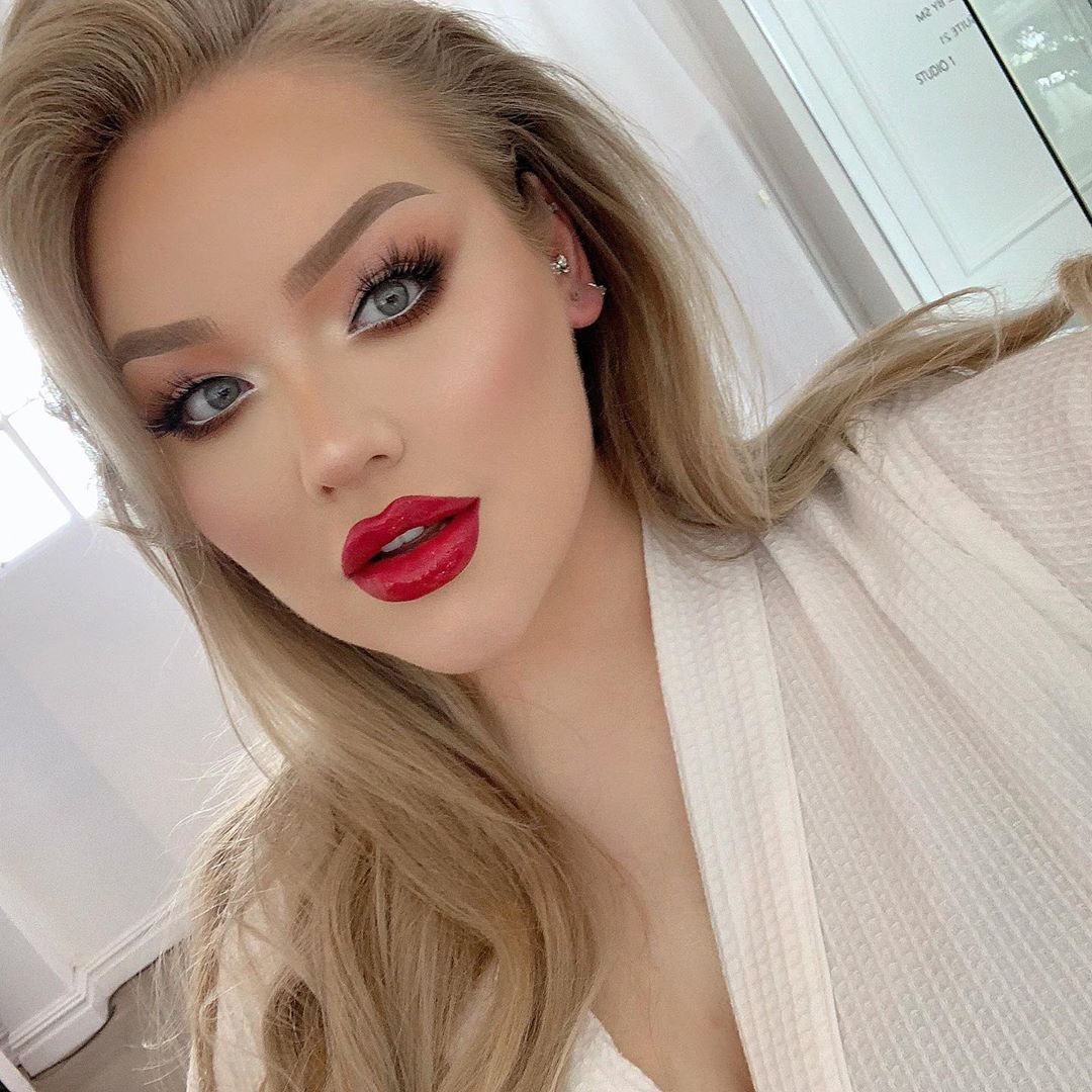 Nikkie Tutorials: Σοκ! Η πιο διάσημη star του youtube ήταν άντρας! Έκανε αλλαγή φύλου στα 19