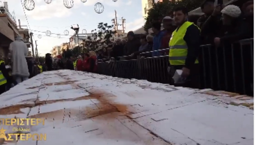 Γιώργος Τσαλίκης: Έκοψαν στο Περιστέρι τη μεγαλύτερη βασιλόπιτα της Ευρώπης! video