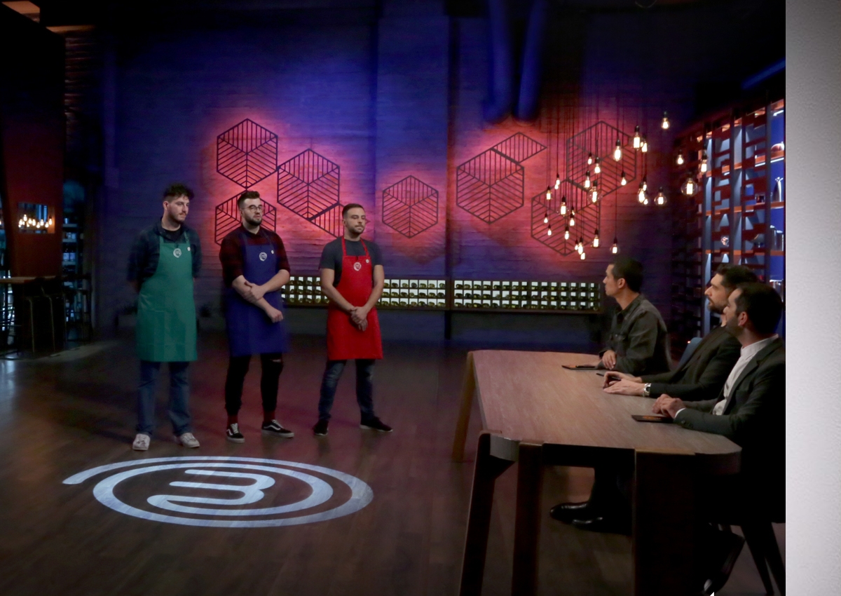 MasterChef 4: Τα “μαχαίρια” βγαίνουν στο αποψινό επεισόδιο;