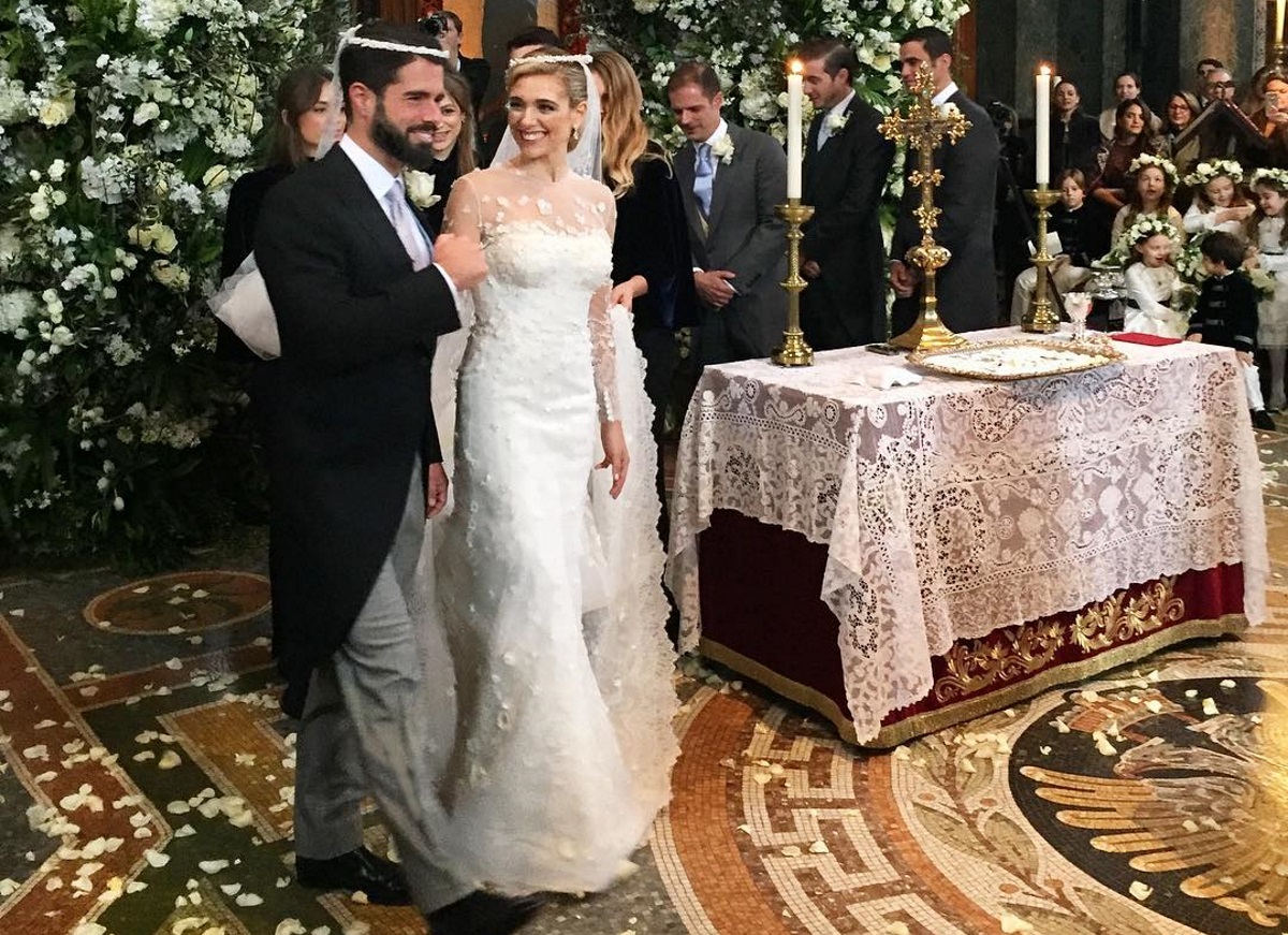 Μαριάννα Γουλανδρή: Γιορτάζει επέτειο γάμου με τον Φίλιππο Λαιμό! [pics]