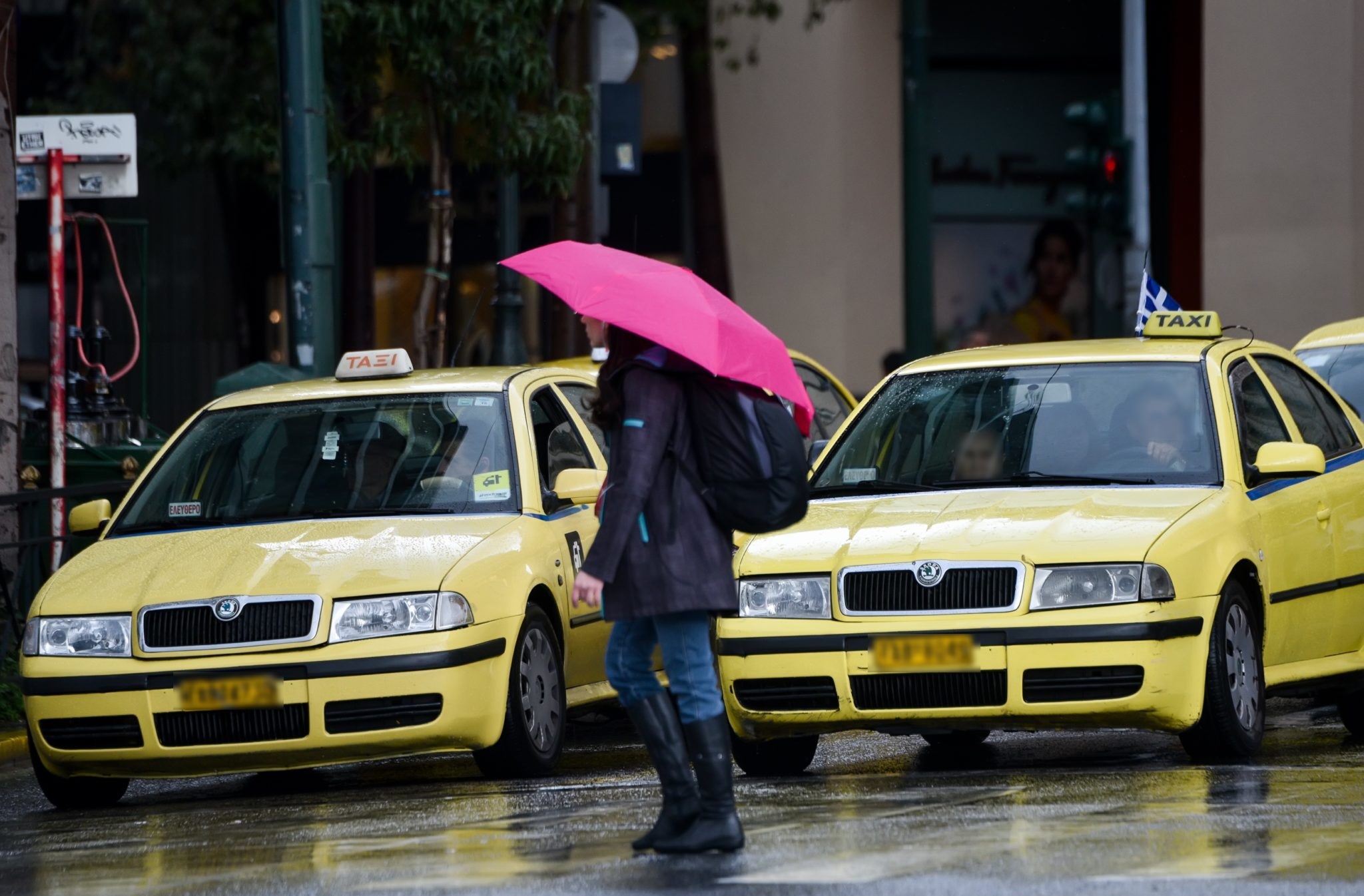 Κρυφτούλι ο ήλιος με τα σύννεφα – Που θα βρέξει – Θυελλώδεις άνεμοι