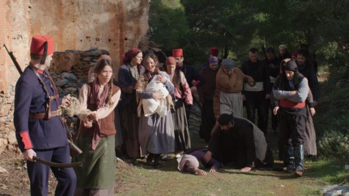 Kόκκινο Ποτάμι: Ο Αλή συστήνει την Ιφιγένεια στους γονείς του ως την αρραβωνιαστικιά του