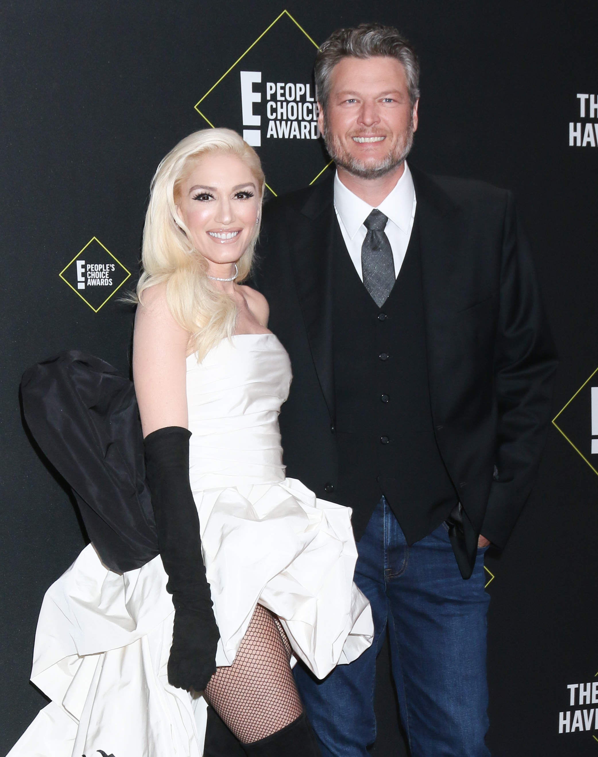 H Gwen Stefani κούρεψε τον σύντροφό της Blake Shelton (και θα προτιμούσαμε να μην το είχε κάνει)!