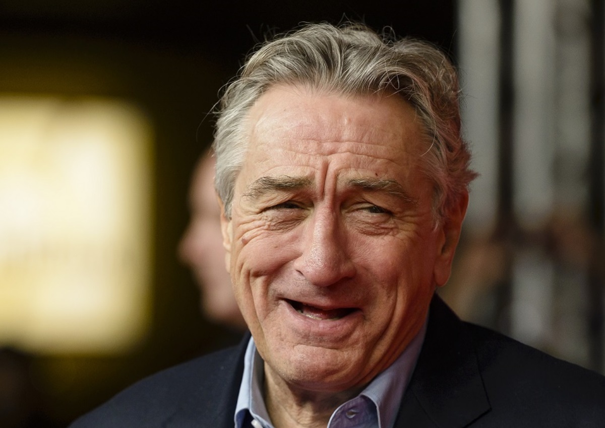 Ο Robert De Niro μας παρακολουθεί… «μείνετε σπίτι»! [video]