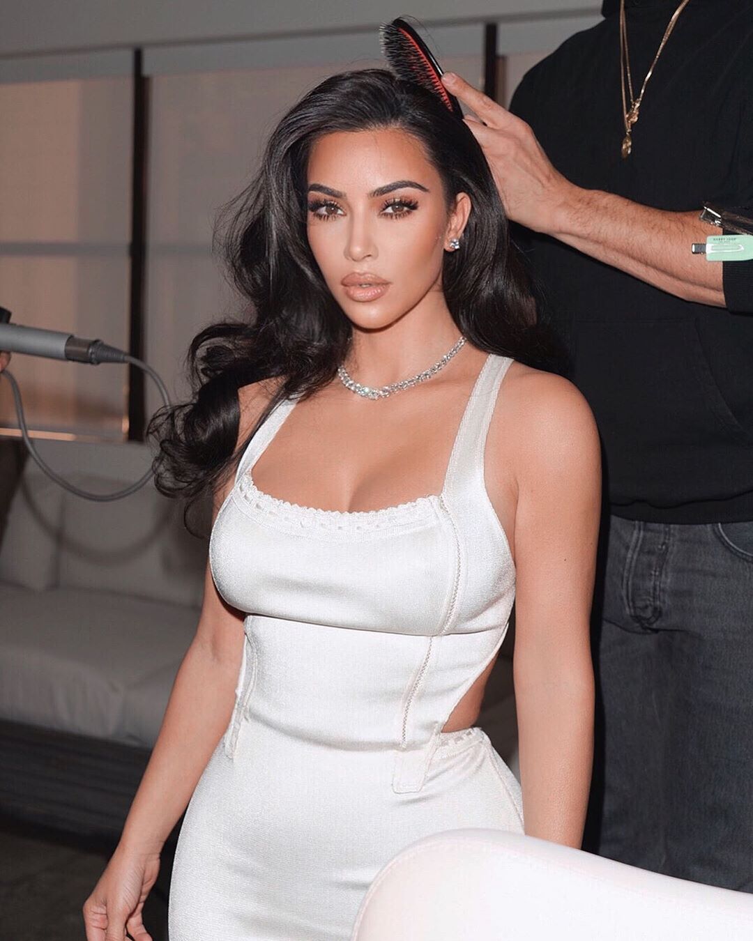 Τρεις φορές που η Kim Kardashian εμφανίστηκε στο Paris Fashion Week και όλοι συζητούσαν γι’αυτή!