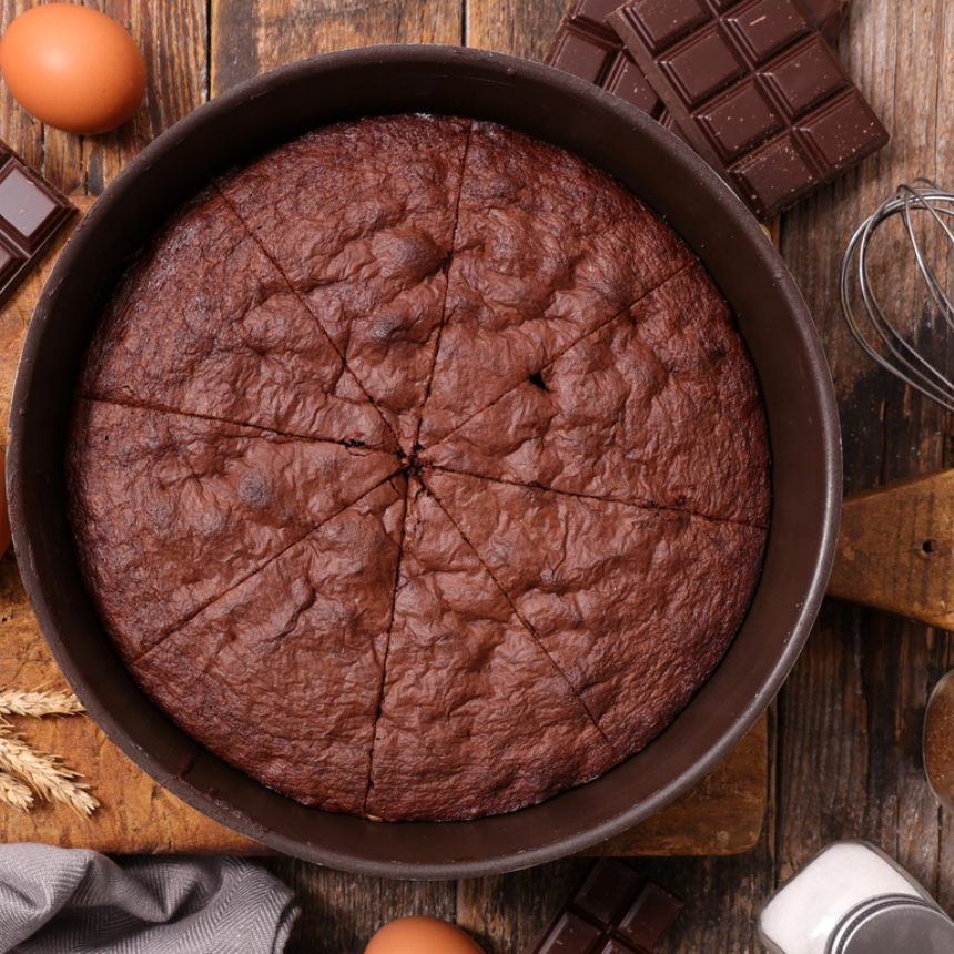 Συνταγή για Πεντανόστιμο κέικ σοκολάτας με 5 μόλις υλικά!