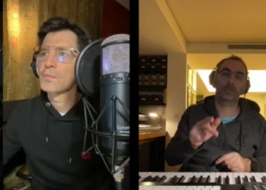 Σάκης Ρουβάς: Διασκευάζει και τραγουδά παλιά τραγούδια με τον Δημήτρη Κοντόπουλο! Βίντεο