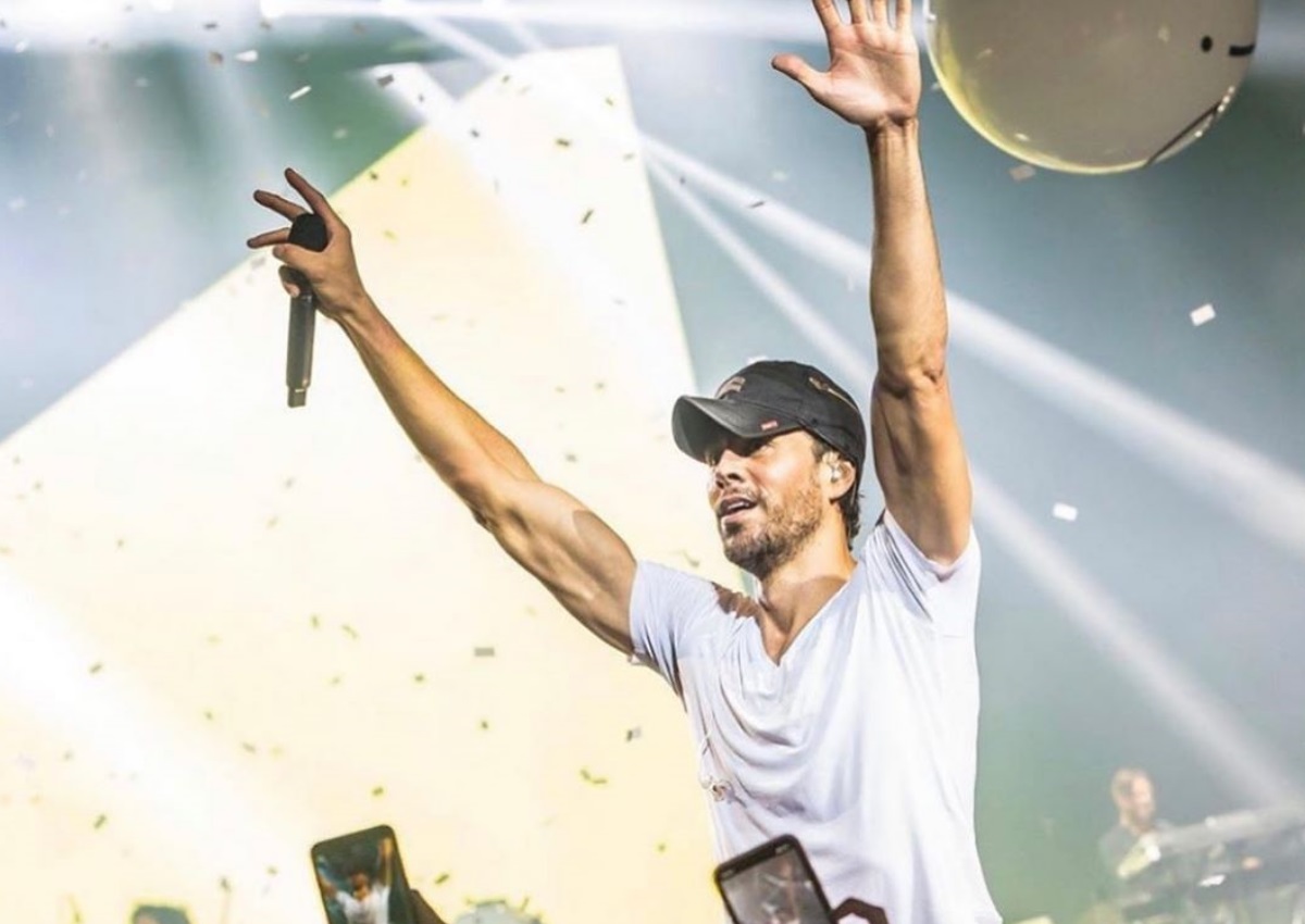 Enrique Iglesias: Ο χορός με την δύο μηνών κόρη του θα σε κάνει να… λιώσεις! [video]