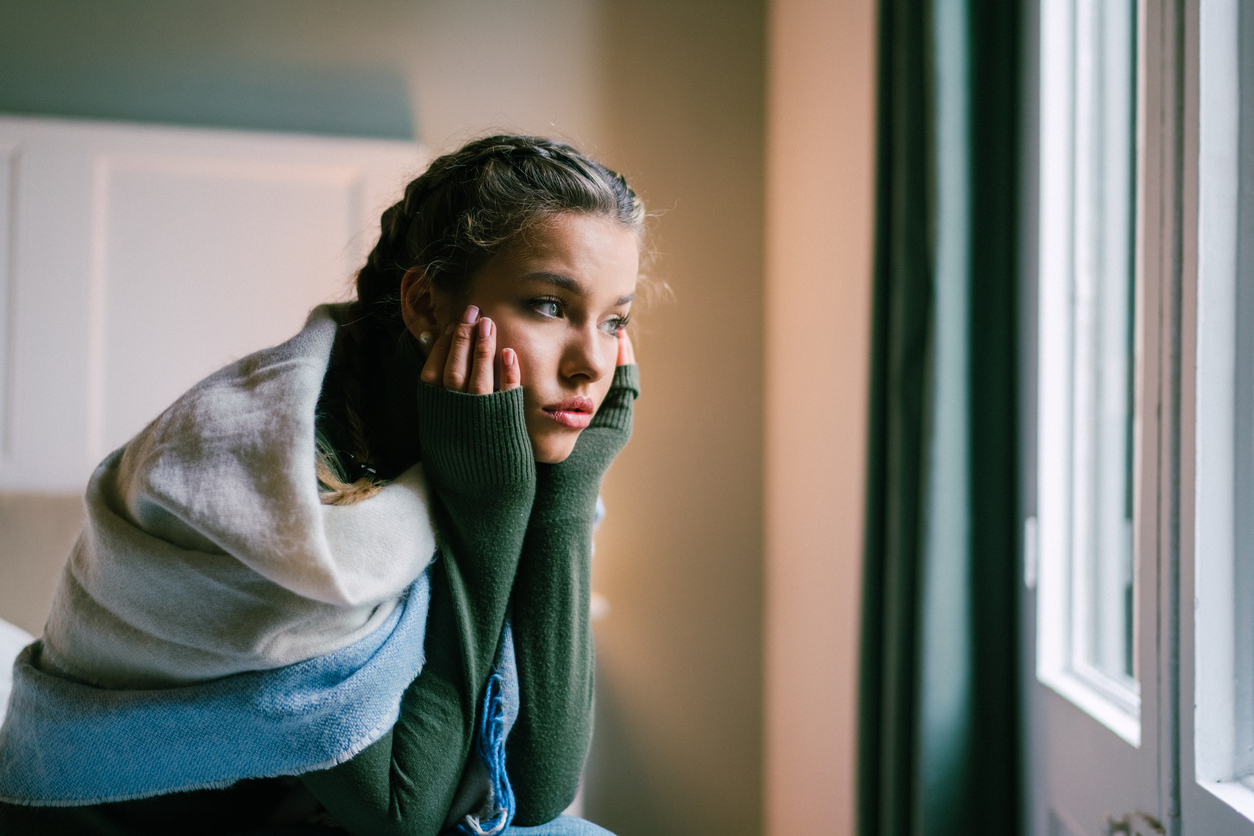 Ψυχική ένταση, άγχος, κατάθλιψη: Τι μπορείς να κάνεις όταν η καραντίνα σε στριμώχνει ψυχολογικά