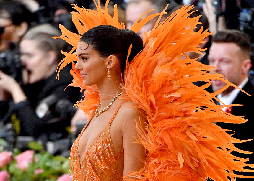 Το Met Gala σε προσκαλεί να πάρεις μέρος στη μεγάλη βραδιά με το #MetGalaChallenge