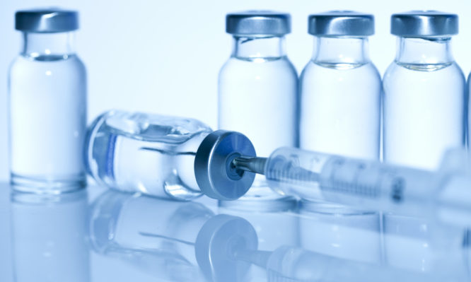 Κορονοϊός: Ενθαρρυντικά αποτελέσματα από το πρώτο εμβόλιο – Ποια είναι η πρακτική αξία τους