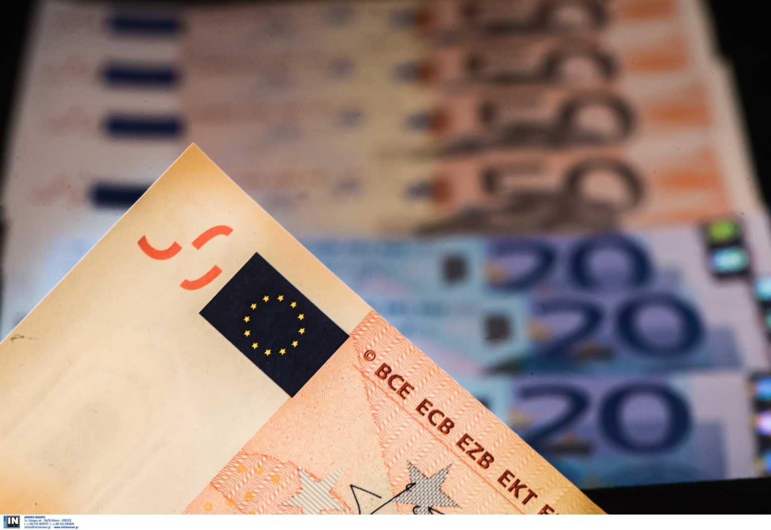 Μείωση φόρων για τους ιδιοκτήτες ακινήτων που υπέστησαν μειώσεις λόγω κορονοϊού – 13% ο ΦΠΑ για ποτά και εισιτήρια στα ΜΜΜ