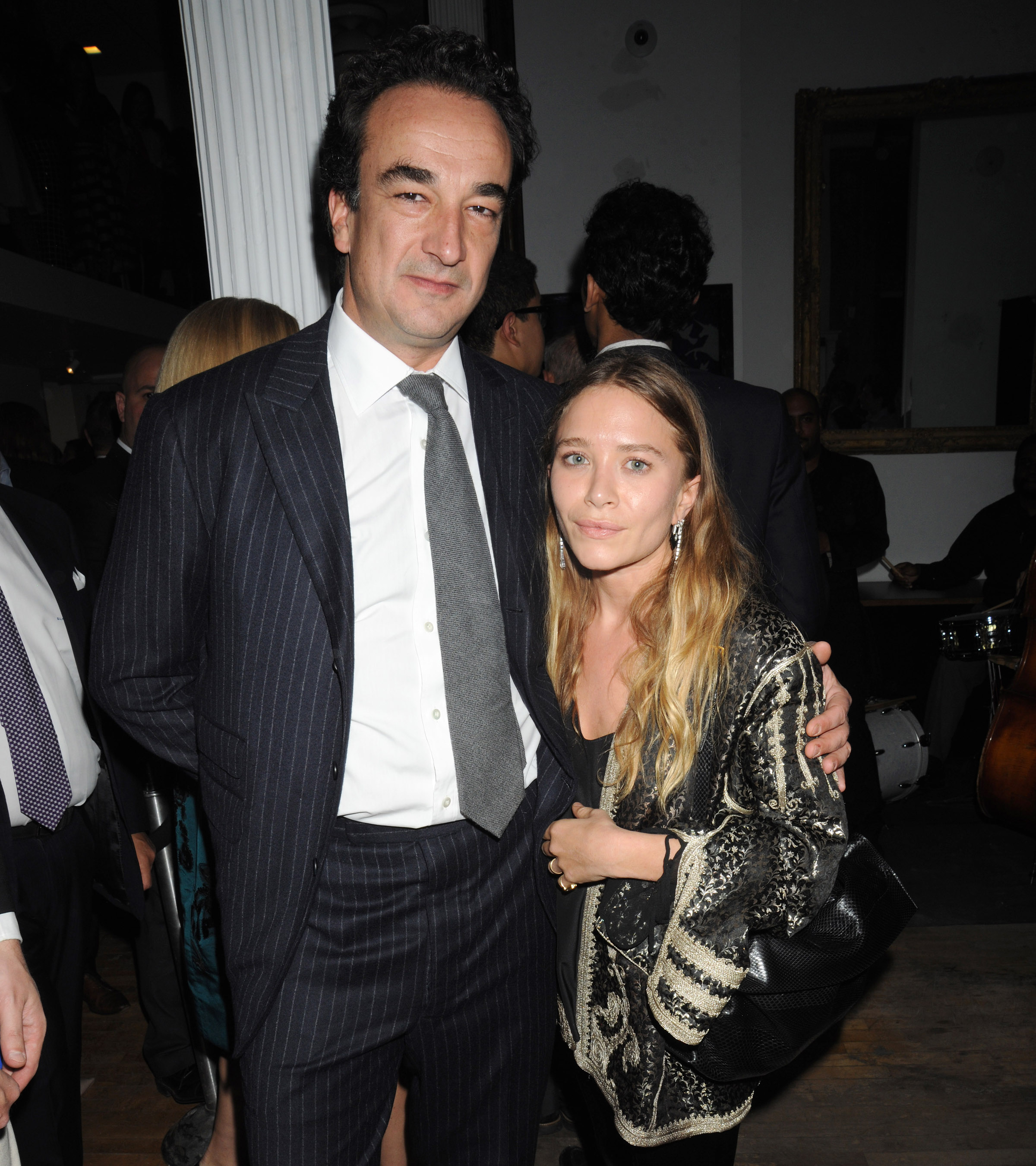 Μary Kate Olsen: Ζήτησε επείγουσα δικαστική εντολή για να χωρίσει τον αδελφό του Σαρκοζί!