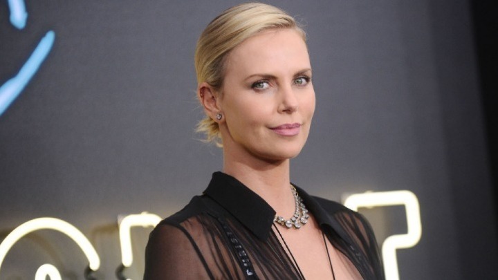 Η Charlize Theron τάσσεται κατά της ενδοοικογενειακής βίας!