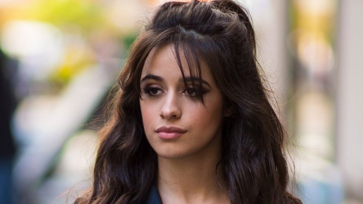 Η Camila Cabello στηρίζει τον Μήνα Υπερηφάνειας και την κοινότητα LGBTQ+